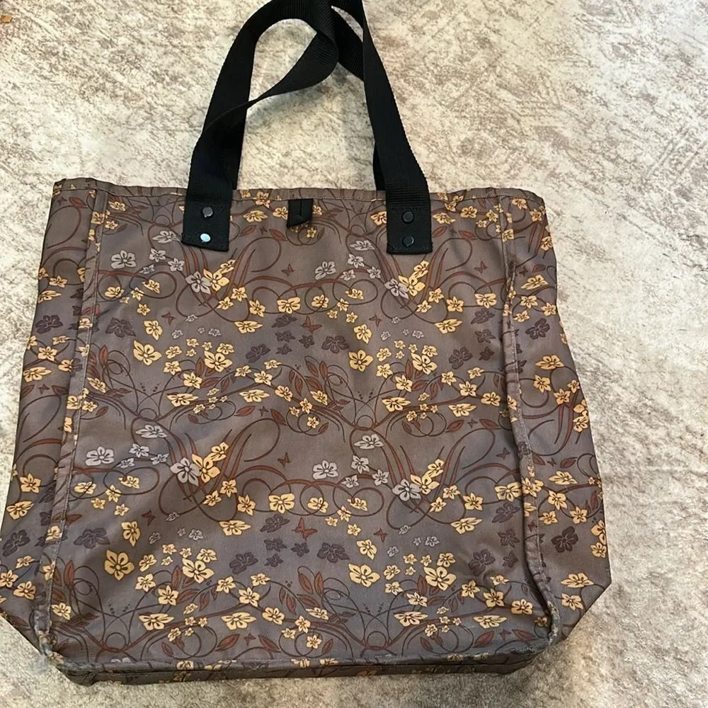 Nike stylish floral